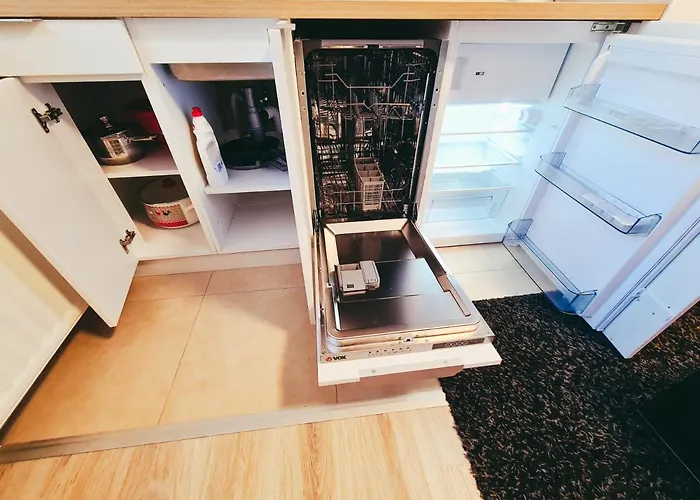 The Spots - 300m From The Gondola